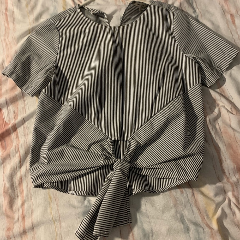 Tie front top